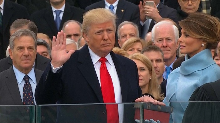 VIDEO - Donald Trump devient officiellement le 45e président des Etats-Unis